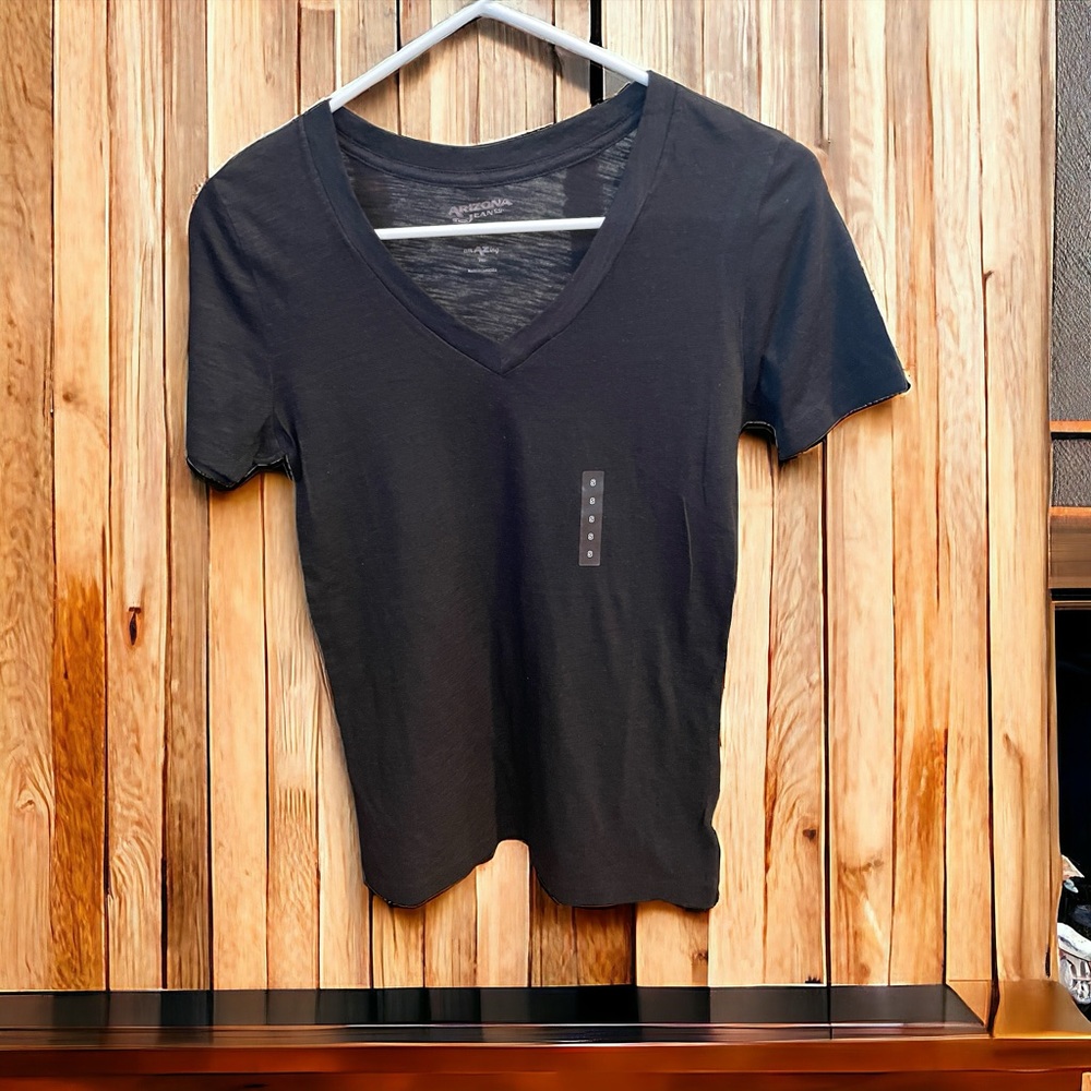 Arizona Black V neck T Shirt